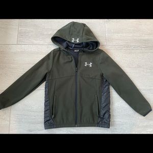 Boy’s Under Armour soft shell jacket, size small